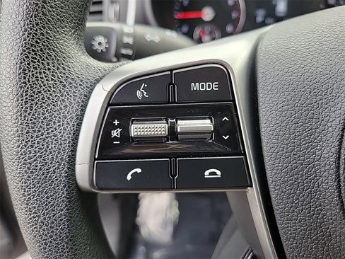 Used 2019 Kia Sorento L image 21