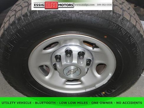 Used 2018 Chevrolet Express 3500 w/ Power Convenience Package image 10