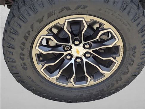 Used 2020 Chevrolet Colorado ZR2 AWD/4WD image 15