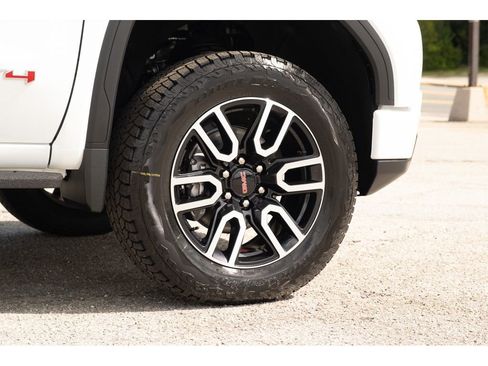 New 2026 GMC Sierra 1500 AT4 image 10