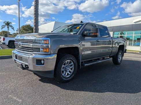 Used 2017 Chevrolet Silverado 2500 LT w/ LT Convenience Package image 8