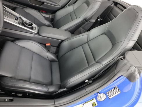 Used 2026 Porsche 911 Carrera image 10