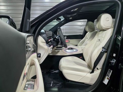 Used 2024 Mercedes-Benz GLS 63 AMG 4MATIC image 13