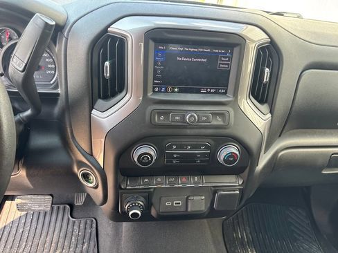 Used 2022 Chevrolet Silverado 1500 Custom w/ Rally Edition AWD/4WD image 19