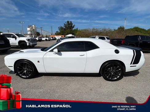 Used 2023 Dodge Challenger R/T Scat Pack w/ Plus Package image 4