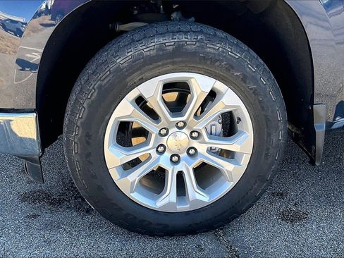 Used 2022 Chevrolet Silverado 1500 LTZ image 8