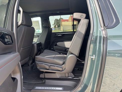 New 2026 Chevrolet Suburban RST AWD/4WD image 12