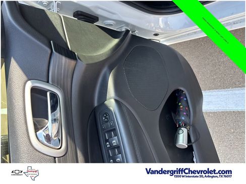 Used 2019 Jeep Grand Cherokee Altitude RWD image 10