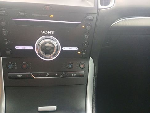 Used 2018 Ford Edge Titanium w/ Equipment Group 302A image 22