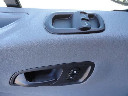 Used 2019 Ford Transit 250 130 Medium Roof image 24