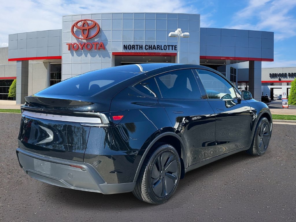 Used 2026 Tesla Model Y Long Range AWD/4WD image 7