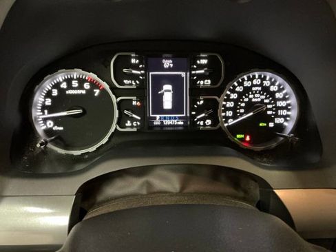 Used 2018 Toyota Tundra Platinum image 31