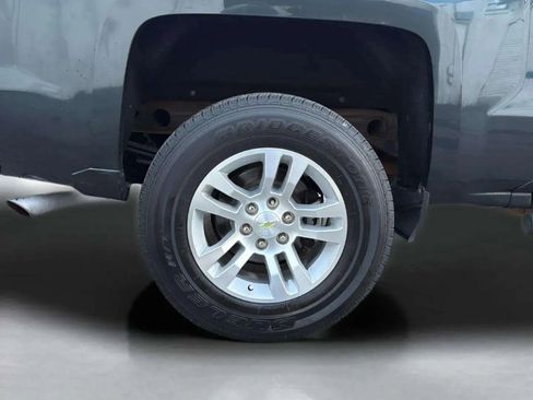 Used 2018 Chevrolet Silverado 1500 LT w/ All Star Edition image 30