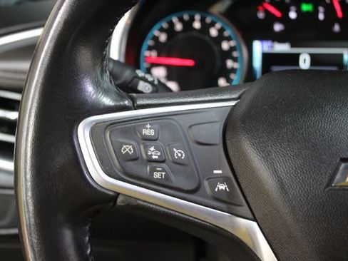 Used 2018 Chevrolet Malibu LT w/ True North Edition FWD image 16