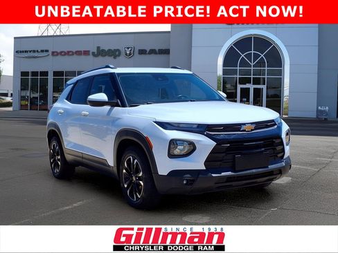 Used 2023 Chevrolet TrailBlazer LT FWD image 1