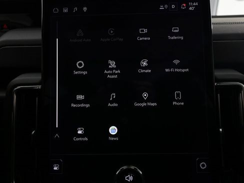 Used 2026 GMC Yukon Denali w/ Sun & Power Step Package image 29