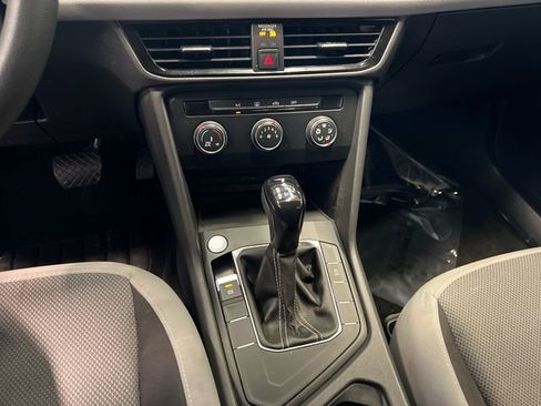 Used 2023 Volkswagen Atlas SE w/ Panoramic Sunroof Package image 26