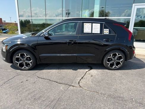 Certified 2023 Kia Niro EX Touring FWD image 3