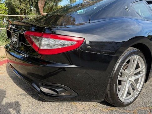 Used 2017 Maserati GranTurismo Sport image 32