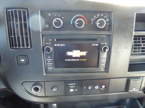 Used 2018 Chevrolet Express 3500 LS image 14