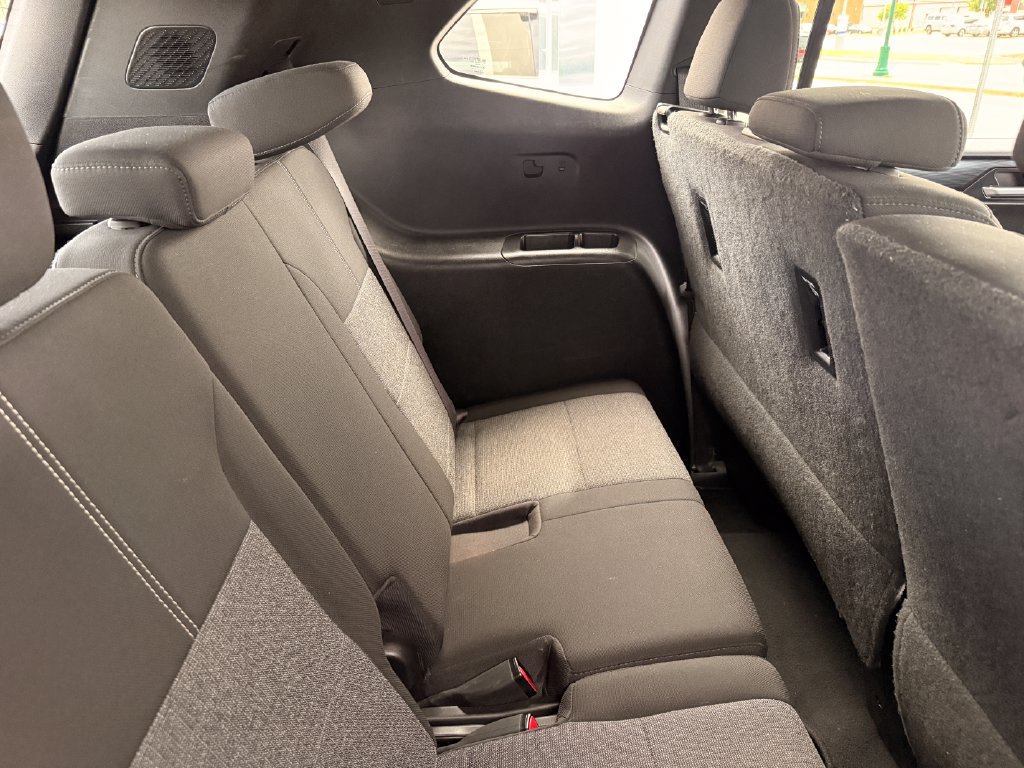 Used 2025 GMC Acadia Elevation FWD image 10