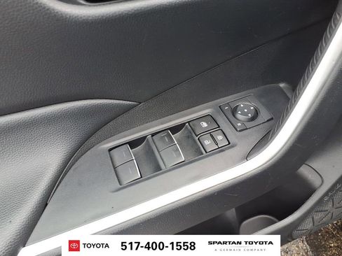 Used 2024 Toyota RAV4 XLE FWD image 17