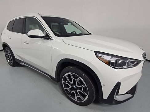 New 2026 BMW X1 xDrive28i w/ Technology Package image 7