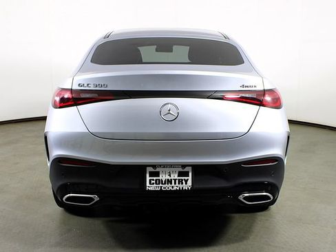 Used 2024 Mercedes-Benz GLC 300 4MATIC image 6