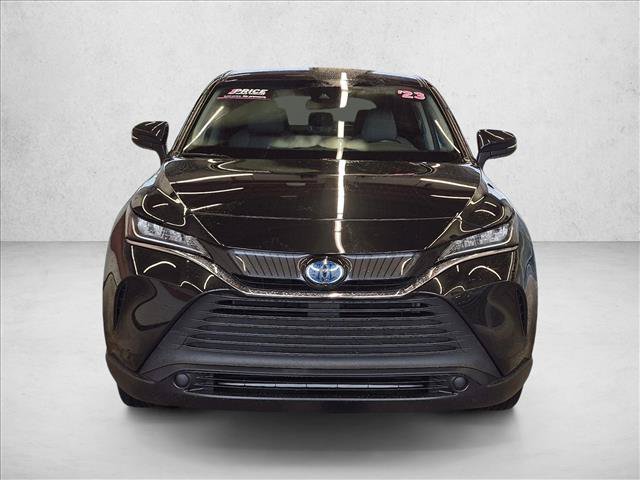 Used 2023 Toyota Venza LE AWD/4WD image 2