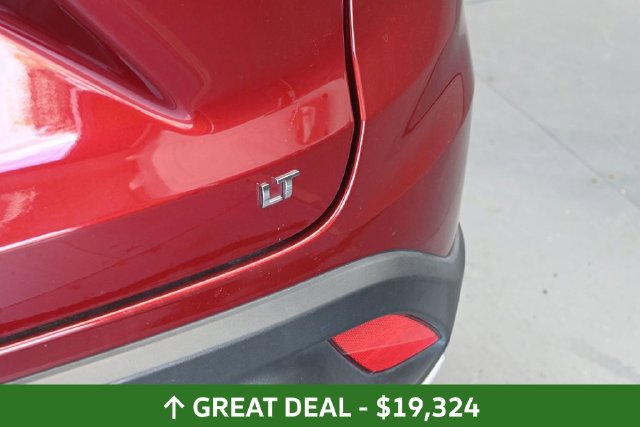 Used 2025 Chevrolet Trax LT FWD image 13