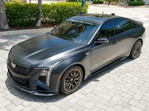 Used 2025 Cadillac CT5 V Blackwing w/ Carbon Fiber 2 Package RWD image 10