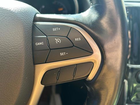 Used 2021 Jeep Grand Cherokee Limited w/ Sun & Sound Group image 20