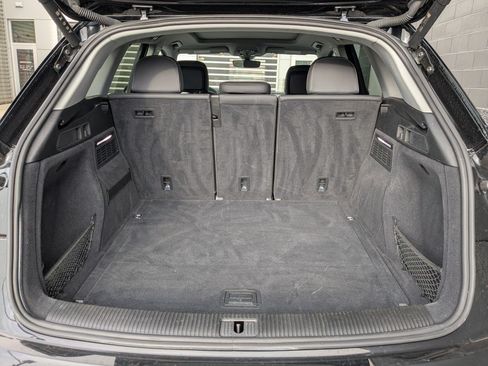 Certified 2023 Audi Q5 2.0T Premium w/ Convenience Package AWD/4WD image 28