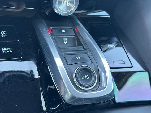 Used 2023 Acura MDX SH-AWD w/ Advance Package image 32