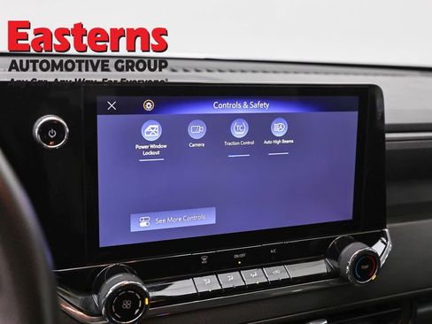 Used 2023 Chevrolet Colorado W/T image 19