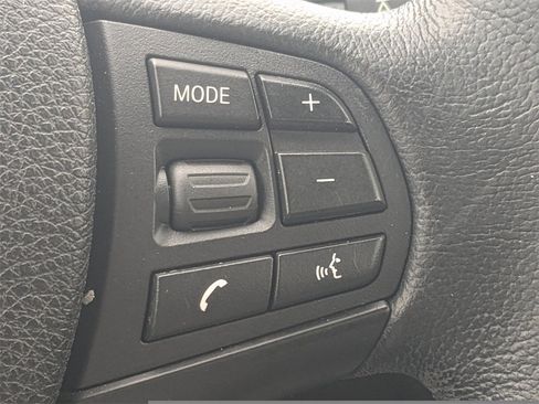 Used 2016 BMW 320i Sedan image 23