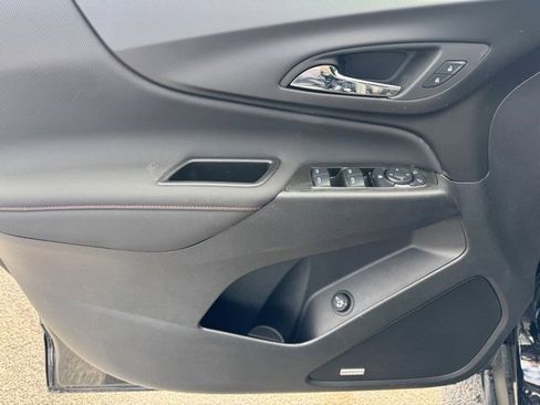 Used 2024 Chevrolet Equinox RS w/ RS Leather Package image 15