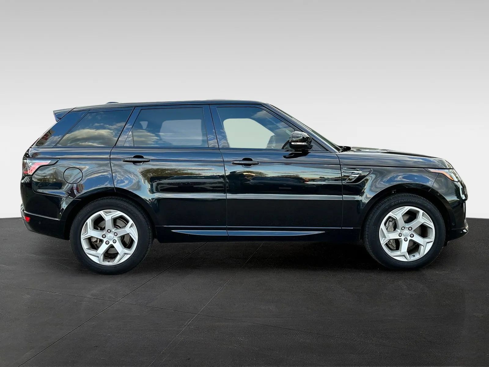 Used 2019 Land Rover Range Rover Sport HSE AWD/4WD image 8