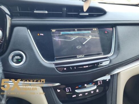 Used 2017 Cadillac XT5 Luxury w/ Driver Awareness Package image 30