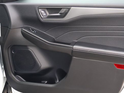 Used 2023 Ford Escape Active image 16