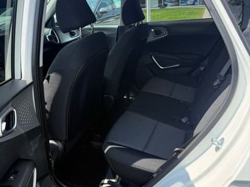 Used 2023 Kia Soul LX w/ Option Group 015 image 8