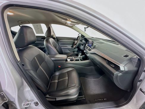 Used 2024 Nissan Altima 2.5 SR image 31