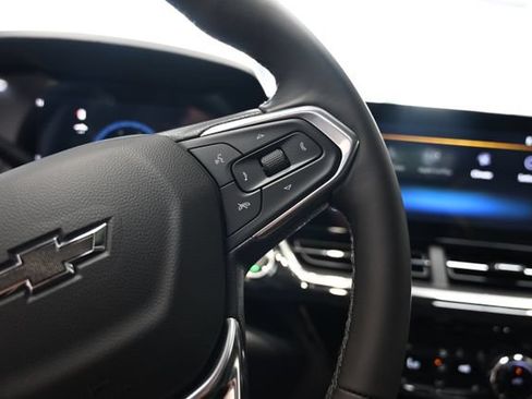 New 2026 Chevrolet Trax ACTIV w/ Sunroof Package FWD image 24