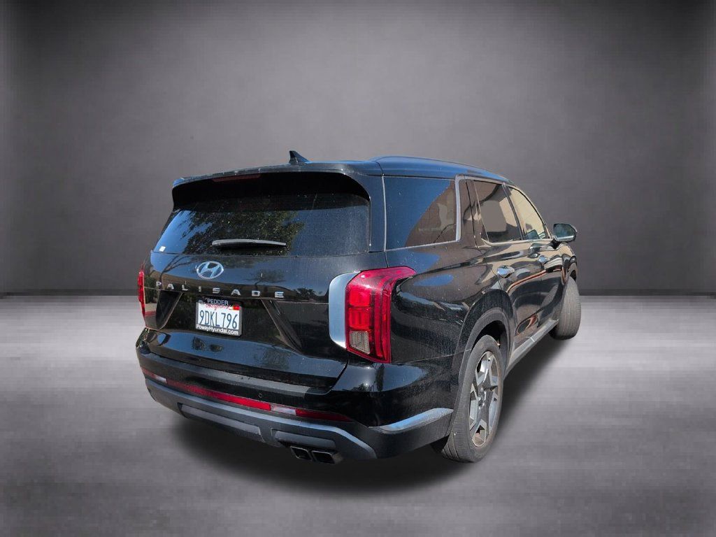 Certified 2023 Hyundai Palisade Limited w/ Cargo Package FWD image 9