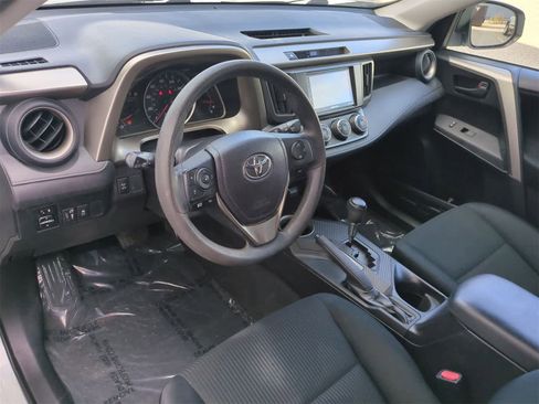 Used 2015 Toyota RAV4 LE image 10