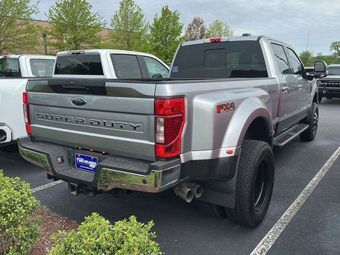 Used 2020 Ford F350 Lariat w/ Lariat Ultimate Package image 3