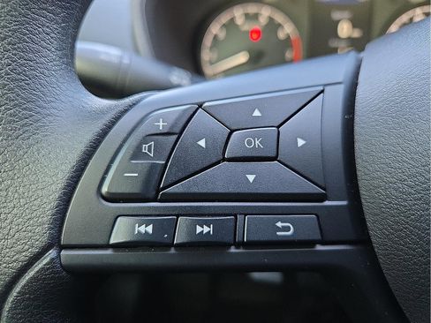 Used 2024 Nissan Altima 2.5 S image 18