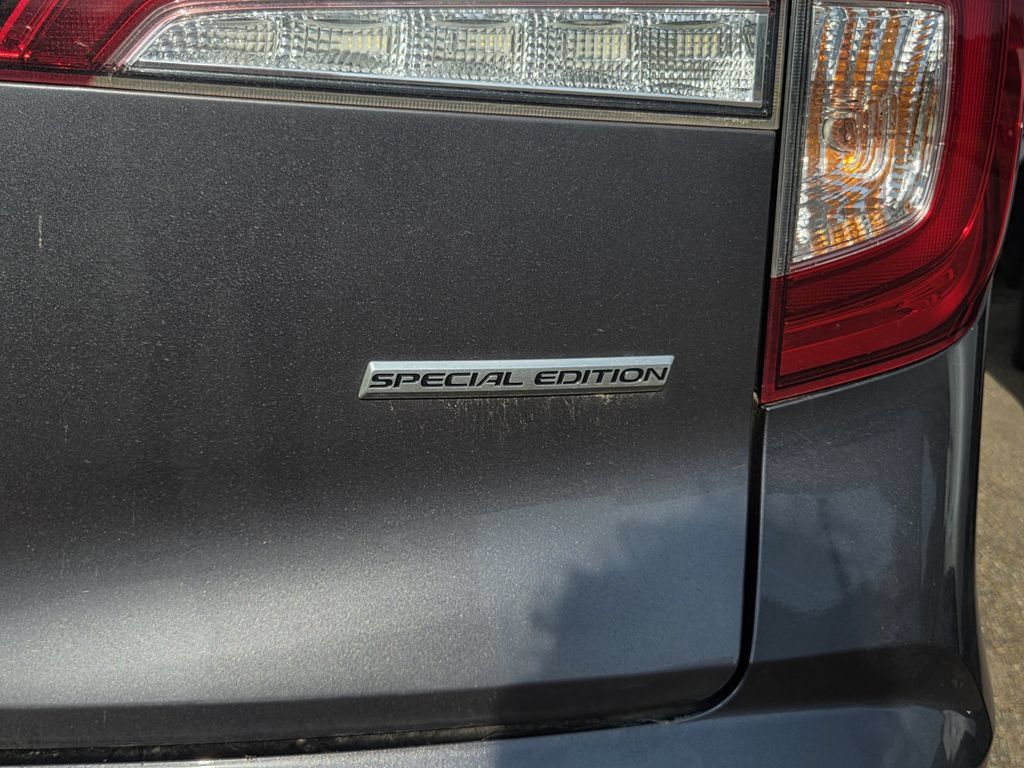 Used 2022 Honda Pilot Special Edition image 3