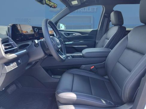 New 2026 Chevrolet Traverse LT FWD image 1