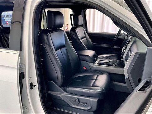 Used 2020 Ford Expedition XLT w/ Equipment Group 201A image 16